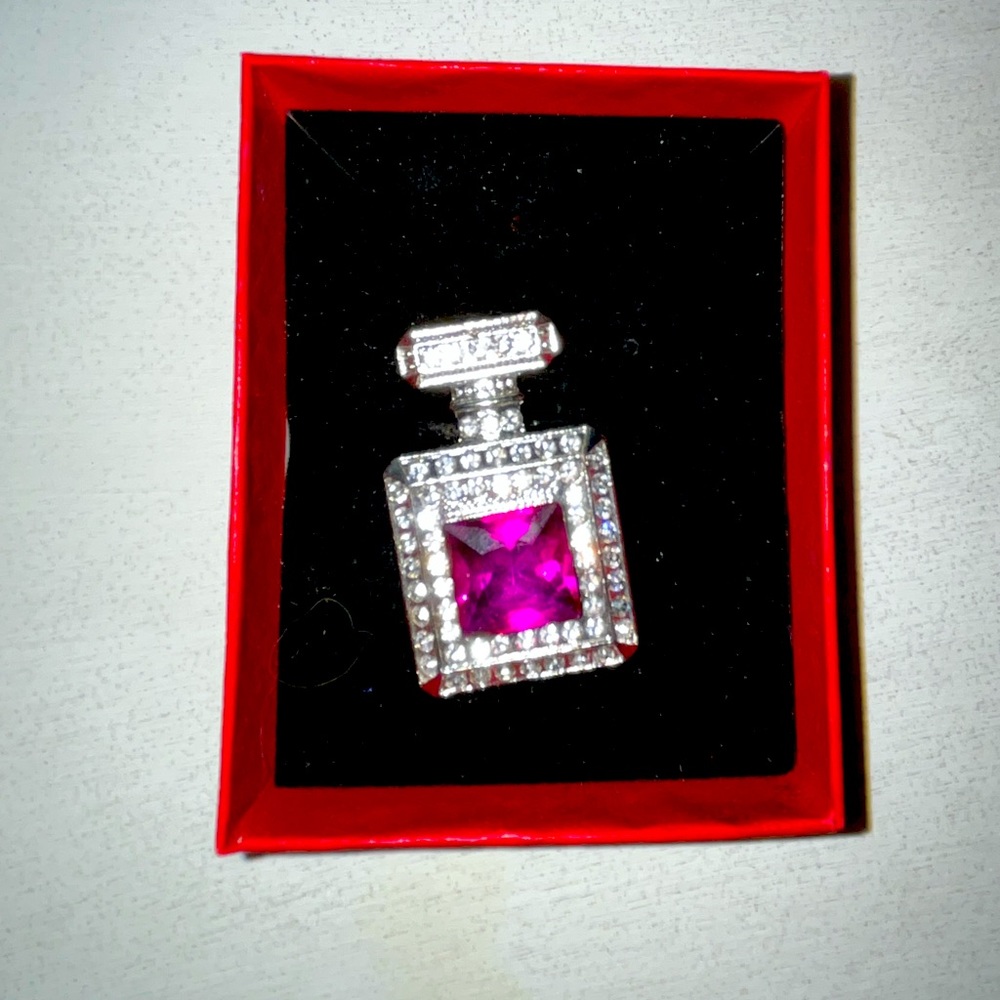 Glam perfume bottle pin